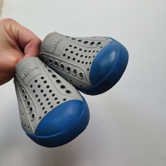 Native Shoes - Picture 6 of 6